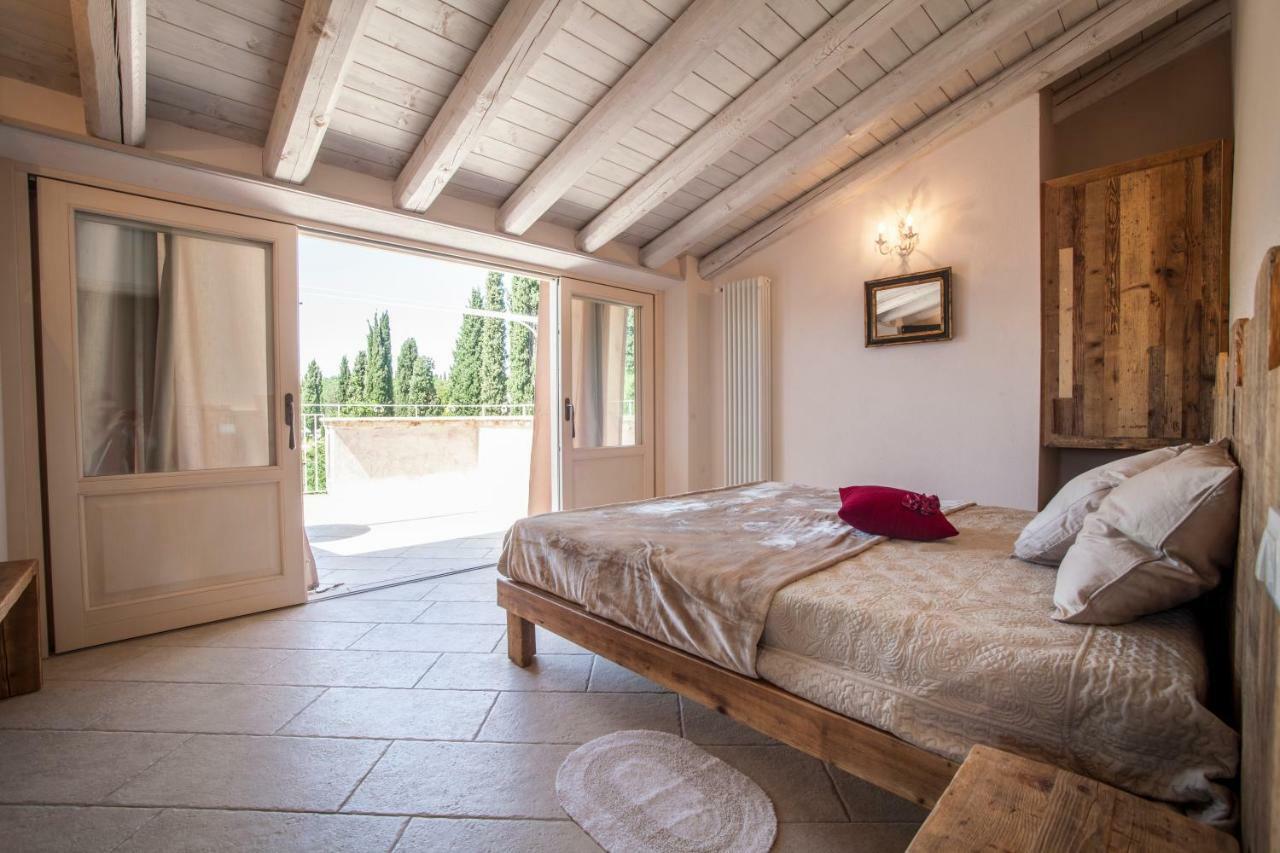 Вилла Casa Al Fiume Понти-суль-Минчо Экстерьер фото