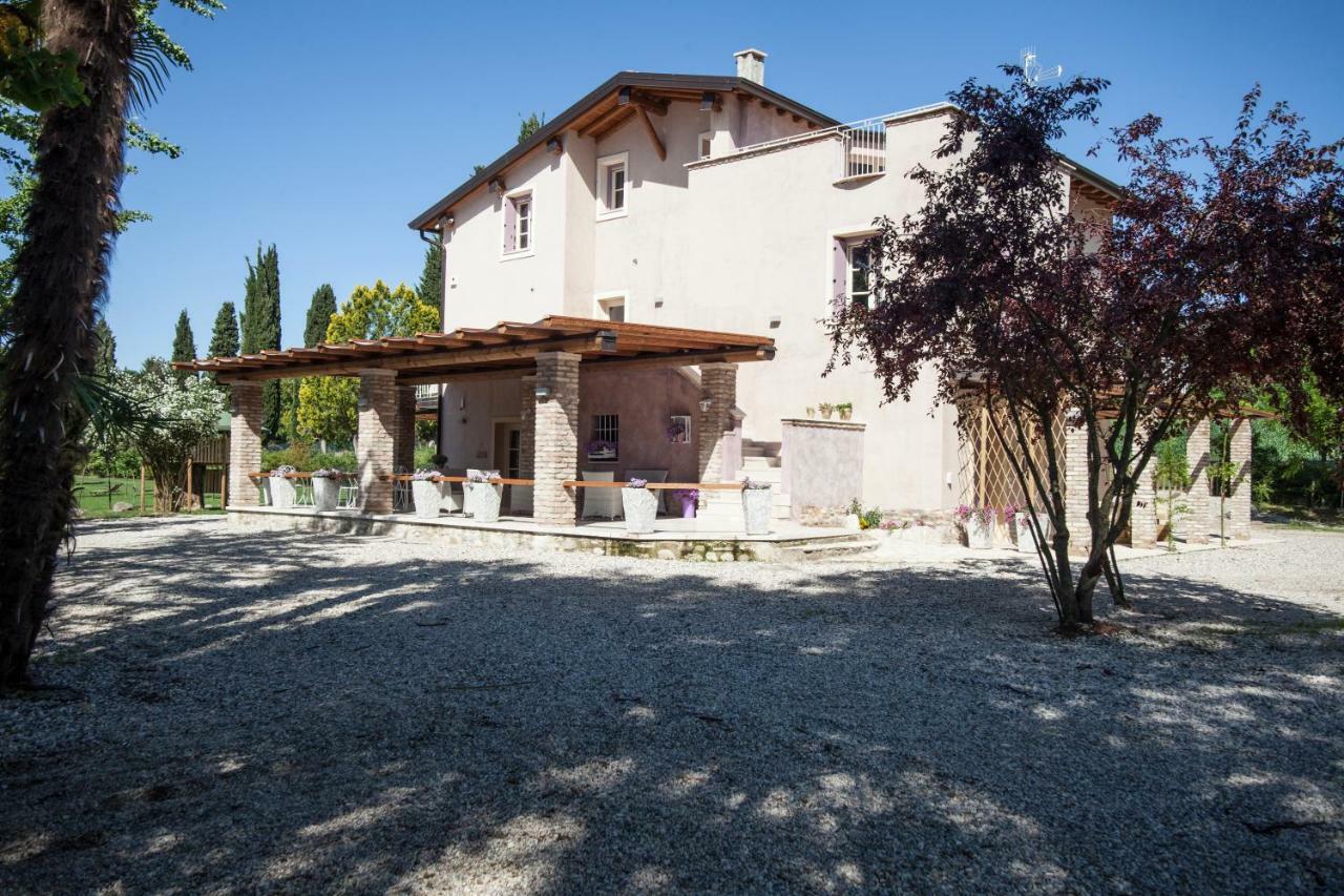 Вилла Casa Al Fiume Понти-суль-Минчо Экстерьер фото